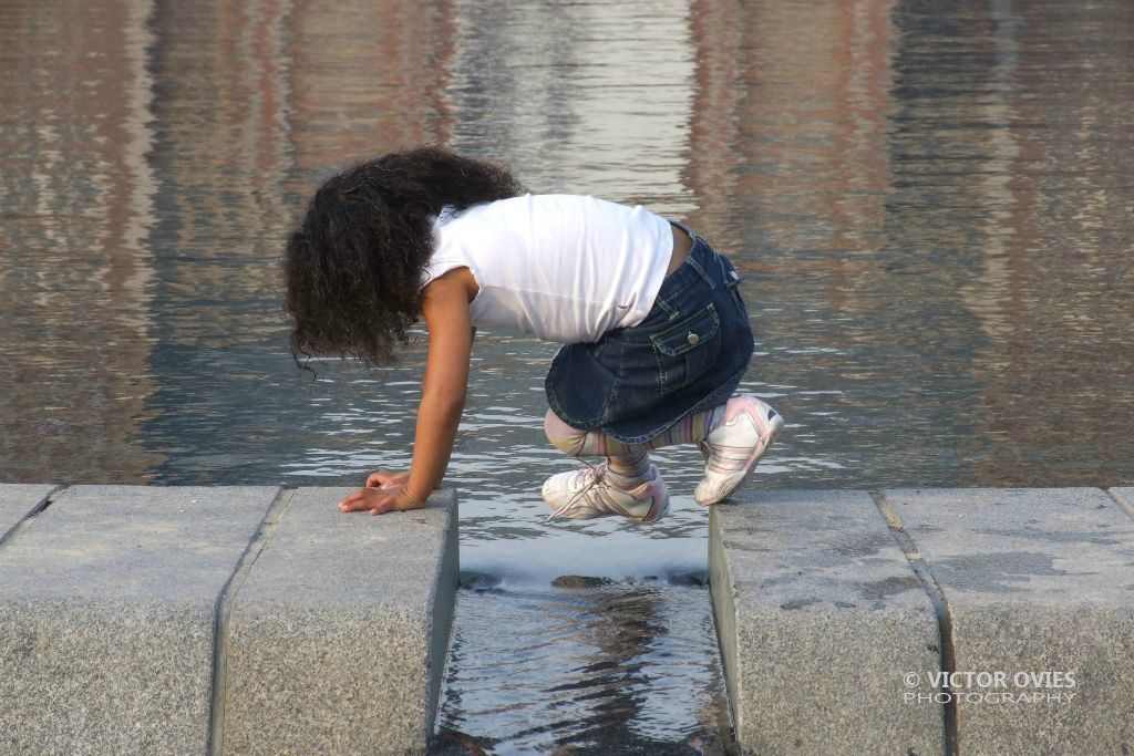 The Jump! - Child in Amsterdam